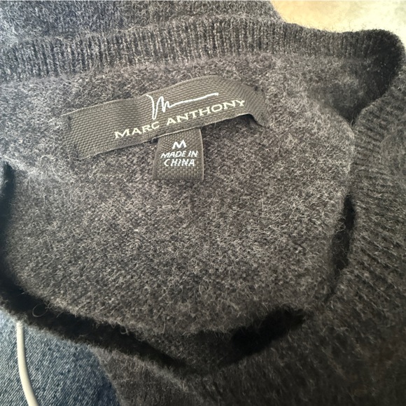 Marc Anthony Men’s Cashmere Sweater, Charcoal Gray, M - Picture 2 of 8